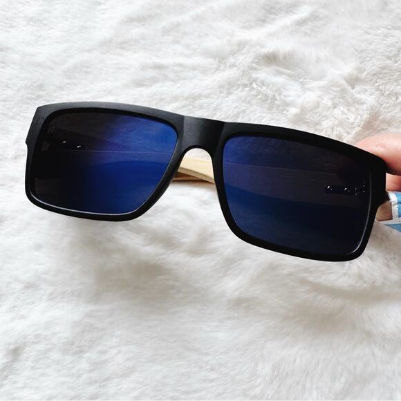 Stylens Accessories - Juna Blue & Light Wood Sunglasses
